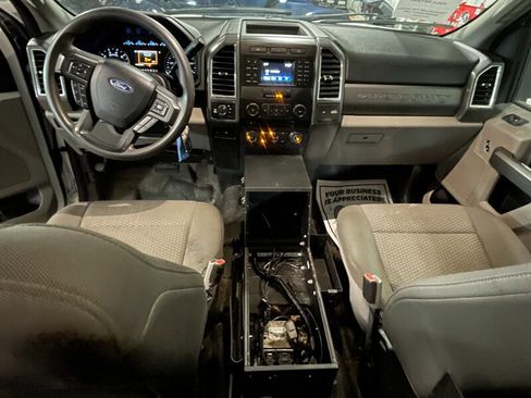 Used 2017 Ford F250 XLT image 7