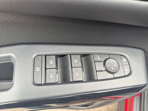 New 2026 Nissan Pathfinder SV AWD/4WD image 12