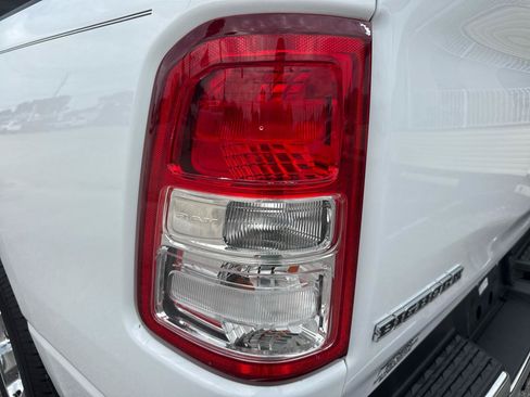 Used 2019 RAM 1500 Big Horn AWD/4WD image 69
