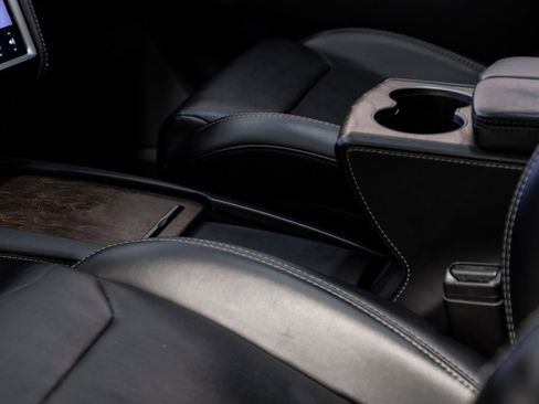 Used 2018 Tesla Model X P100D image 26