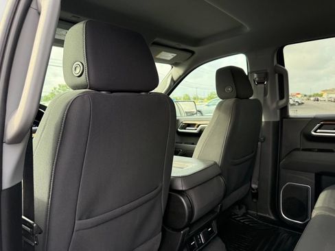 Used 2022 Chevrolet Silverado 1500 LT RWD image 18