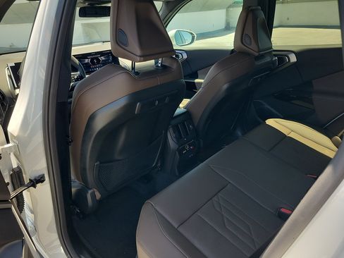 New 2026 BMW X3 xDrive30i w/ Convenience Package AWD/4WD image 9