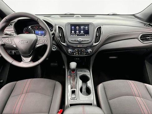 Used 2024 Chevrolet Equinox RS image 16