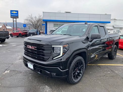 Used 2023 GMC Sierra 1500 Elevation w/ X31 Off-Road Package image 3