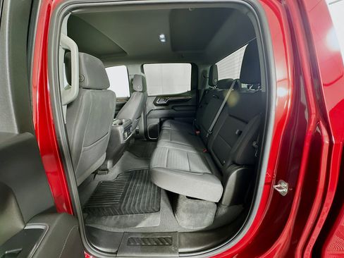 Used 2023 GMC Sierra 1500 Elevation image 28
