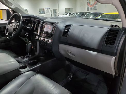 Used 2019 Toyota Sequoia SR5 image 14