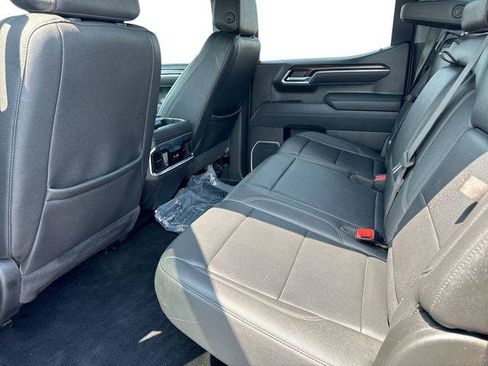 Used 2025 GMC Sierra 1500 SLT w/ SLT Convenience Package AWD/4WD image 25