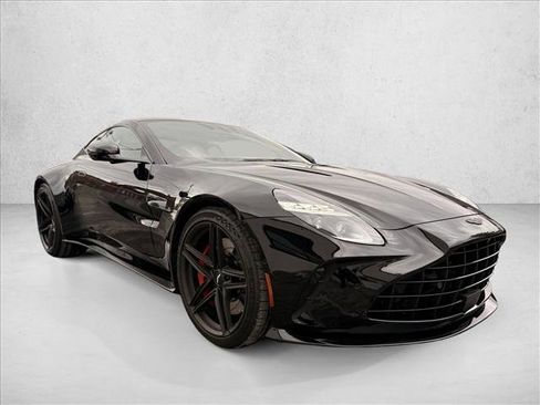 Used 2025 Aston Martin V8 Vantage Coupe image 8