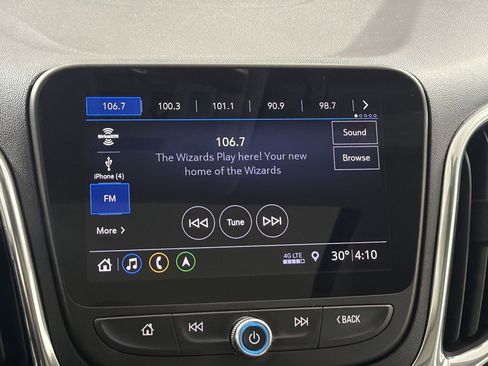 Used 2019 Chevrolet Equinox LT w/ Sun & Navigation Package image 18