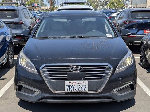 Used 2016 Hyundai Sonata Limited w/ Option Group 02 image 5