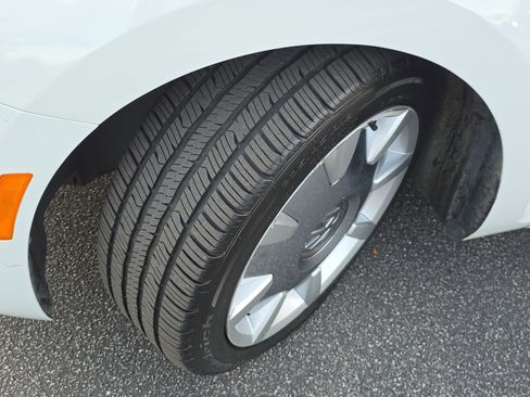 Used 2019 Volkswagen Beetle 2.0T S image 31