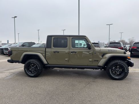 New 2026 Jeep Gladiator Willys image 4