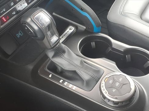 Used 2021 Ford Bronco Black Diamond image 9