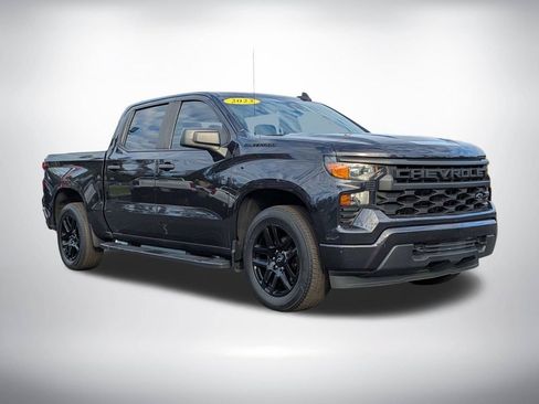 Used 2023 Chevrolet Silverado 1500 Custom w/ LPO, Dark Essentials Package RWD image 2