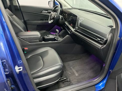 Used 2023 Kia Sportage EX image 28