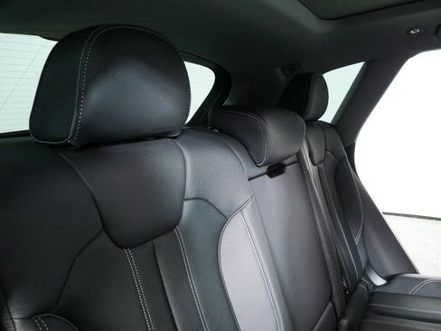 Used 2024 Audi Q5 2.0T Premium Plus w/ Premium Plus Package AWD/4WD image 23