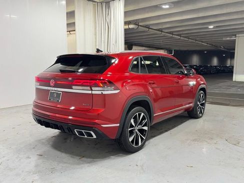 Used 2024 Volkswagen Atlas Cross Sport SEL Premium R-Line image 2