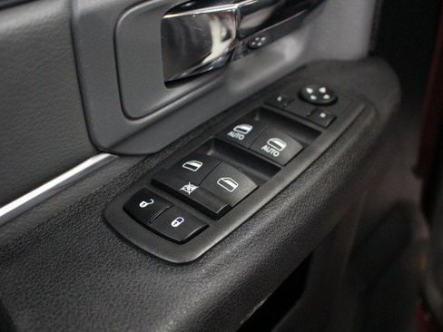 Used 2024 RAM 1500 Classic SLT image 20