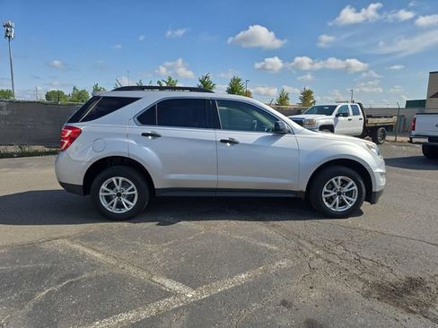 Certified 2016 Chevrolet Equinox LT w/ Convenience Package FWD image 9