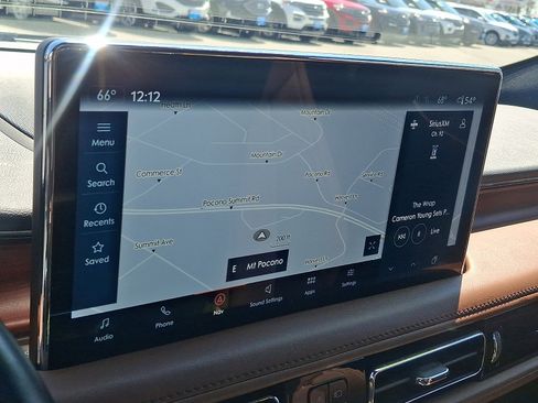 Used 2022 Lincoln Nautilus Reserve AWD/4WD image 18