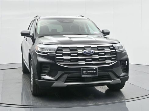 Certified 2025 Ford Explorer Active image 58