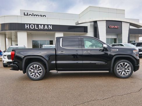 New 2026 GMC Sierra 1500 Denali image 2