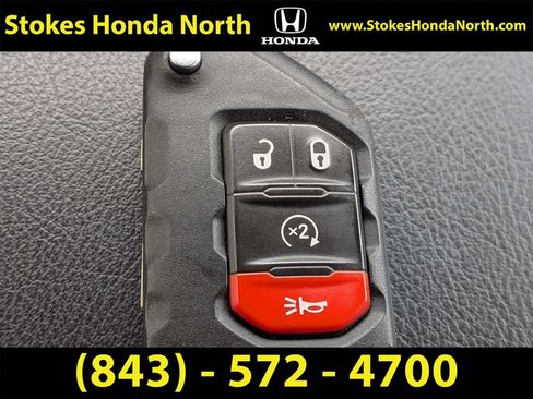 Used 2021 Jeep Wrangler Unlimited Sport AWD/4WD image 32