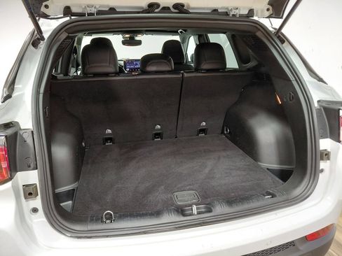 Certified 2025 Jeep Compass Limited AWD/4WD image 43