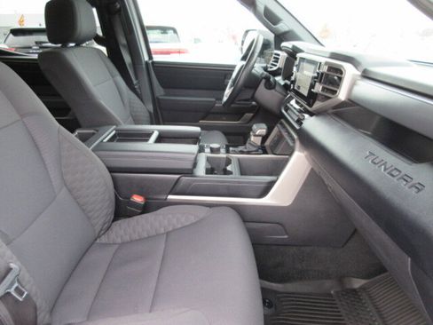 Used 2025 Toyota Tundra SR5 image 40