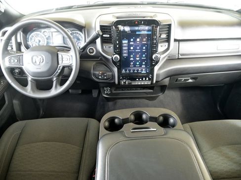 Used 2025 RAM 2500 Big Horn AWD/4WD image 18