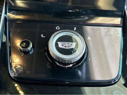 New 2026 Cadillac Escalade V image 22