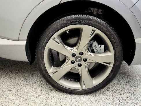 Used 2024 Genesis GV80 3.5T w/ Prestige Package image 9