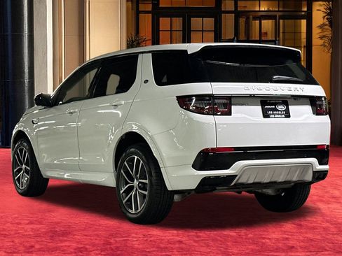 Used 2024 Land Rover Discovery Sport S image 4
