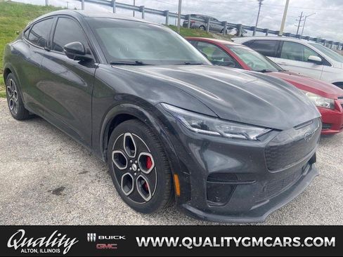 Used 2021 Ford Mustang Mach-E GT image 1