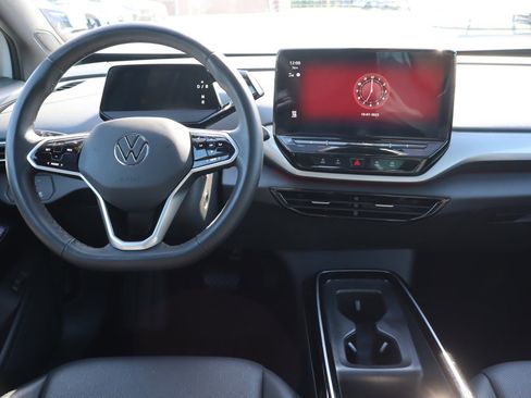 Used 2023 Volkswagen ID.4 Pro S Plus image 12