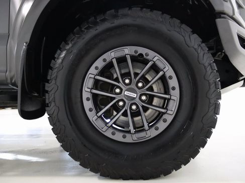 Used 2020 Ford F150 Raptor w/ Equipment Group 802A Luxury image 96