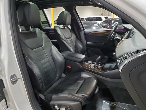 Used 2018 BMW X3 xDrive30i image 14