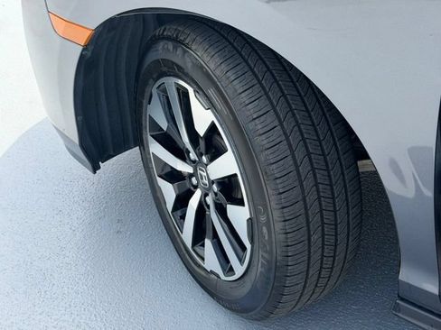 Used 2025 Honda Odyssey EX-L image 23