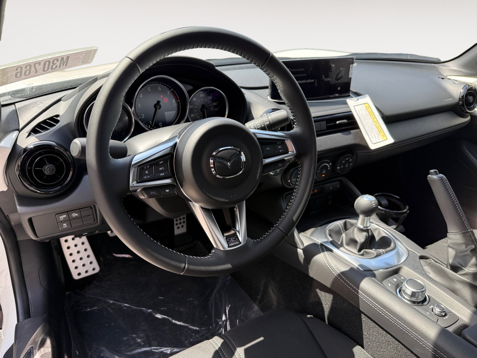 New 2026 MAZDA MX-5 Miata Club w/ Interior Package RWD image 15