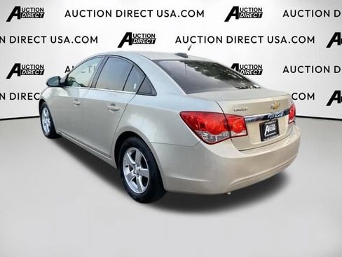 Used 2015 Chevrolet Cruze LT w/ Technology Package FWD image 20