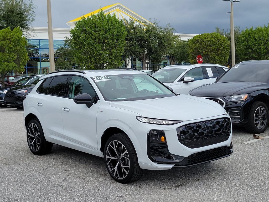 Certified 2026 Audi Q3 quattro 2.0T AWD/4WD image 1