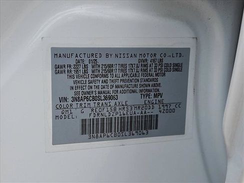 Used 2025 Nissan Kicks SV AWD/4WD image 23