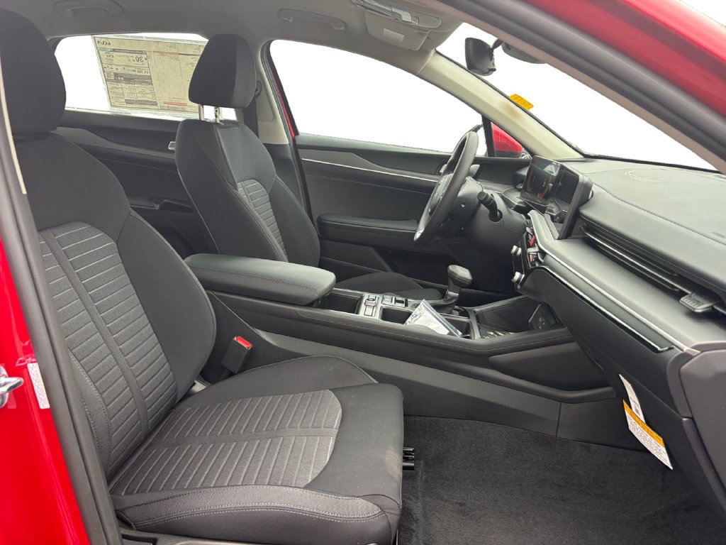 New 2025 Kia K5 LXS FWD image 13