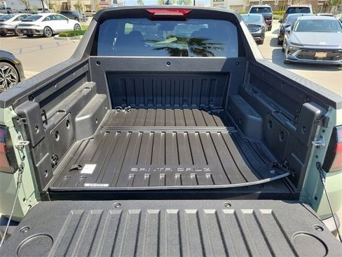 New 2025 Hyundai Santa Cruz SEL image 18