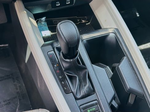 Used 2023 Honda Accord LX image 15