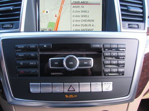 Used 2014 Mercedes-Benz GL 450 4MATIC image 15