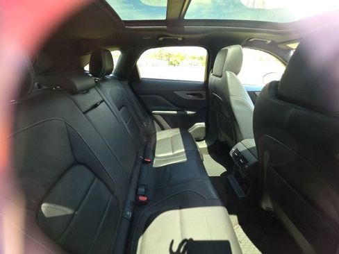 Used 2017 Jaguar F-PACE S AWD/4WD image 7