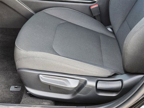 New 2026 Kia K4 LXS image 17