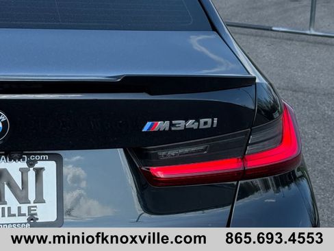 Used 2023 BMW M340i w/ Premium Package image 10