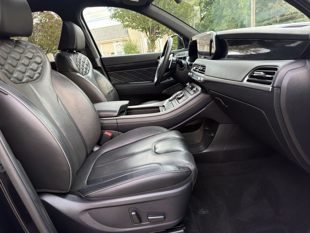 Used 2020 Hyundai Palisade Limited w/ Winter Weather Package AWD/4WD image 29